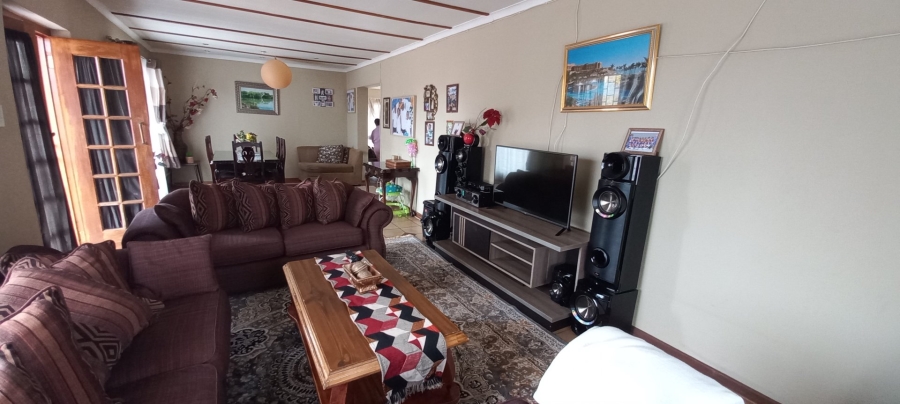 To Let 3 Bedroom Property for Rent in Panorama Free State